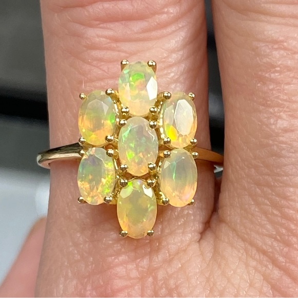 10k Yellow Gold 2 Carat Opal Ring - Fire Opal Flower Custer Ring - Picture 7 of 15